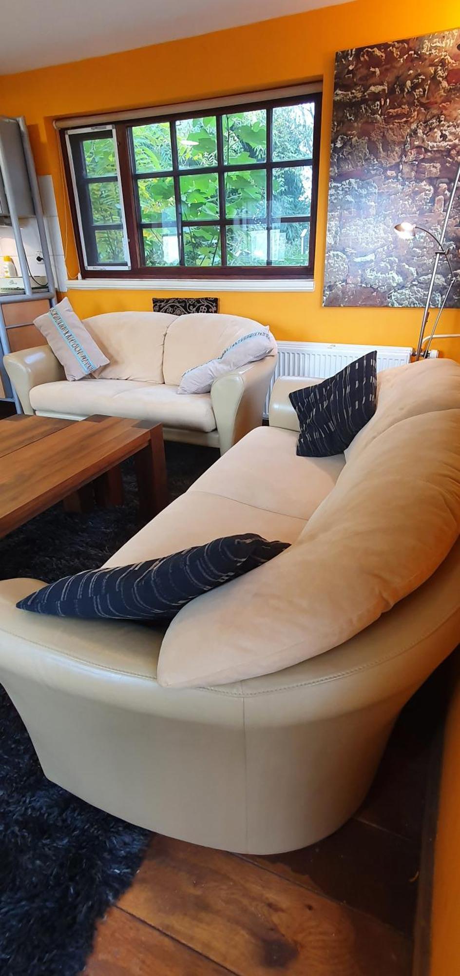 Art, Bed & Breakfast Velden Bilik gambar